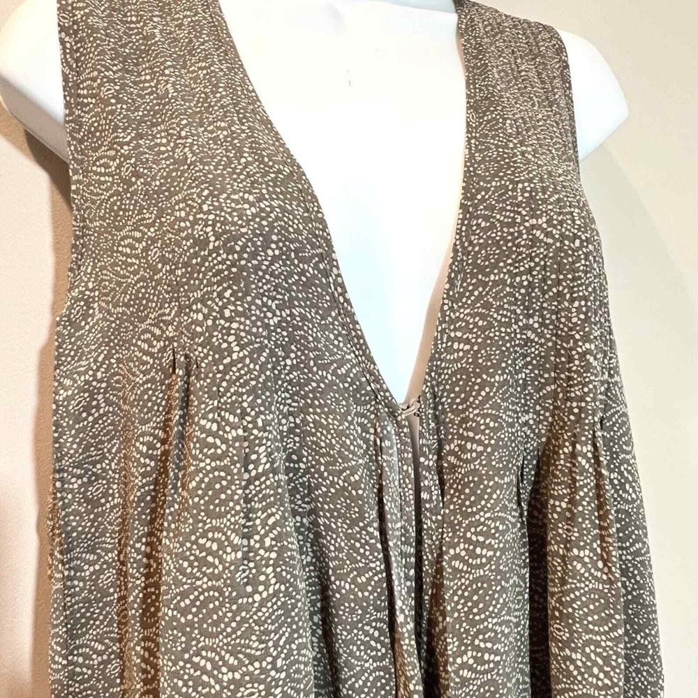 CAbi chiffon Lagenlook sleeveless Lightweight Neutral‎ Tunic vest small NWT - Picture 5 of 8